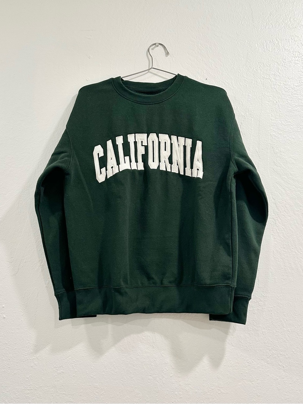 embroidered california crewneck